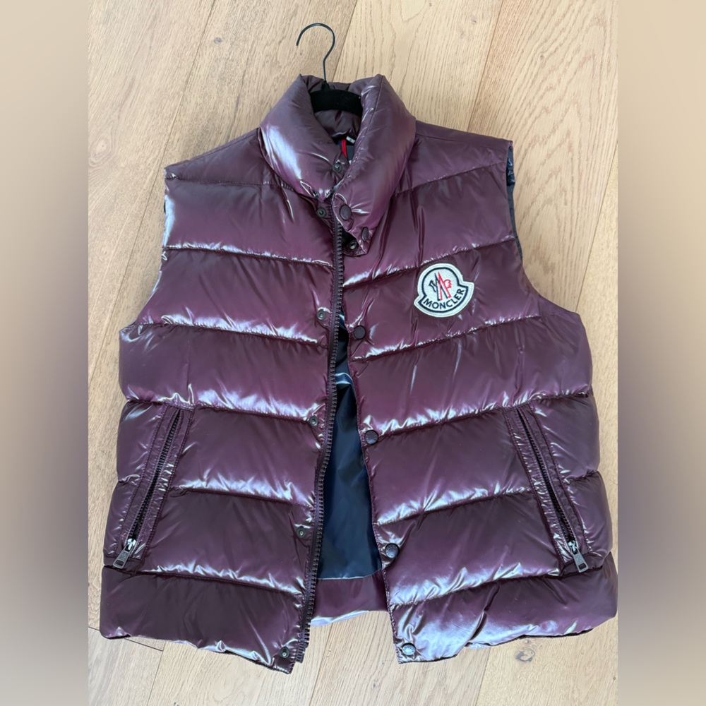 Moncler Plum puffer vest